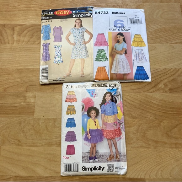 3 girls’ sewing patterns - skirts and dresses - Picture 1 of 3